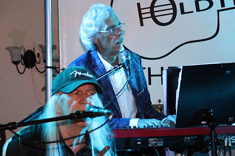 Muzikaal 60 & 70's feest door de SDWA met The Oldtimers_07